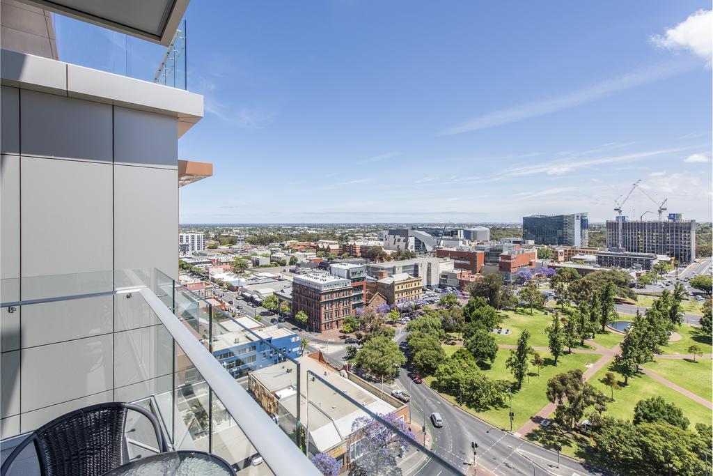 Vision On Morphett Adelaide Central Exterior foto