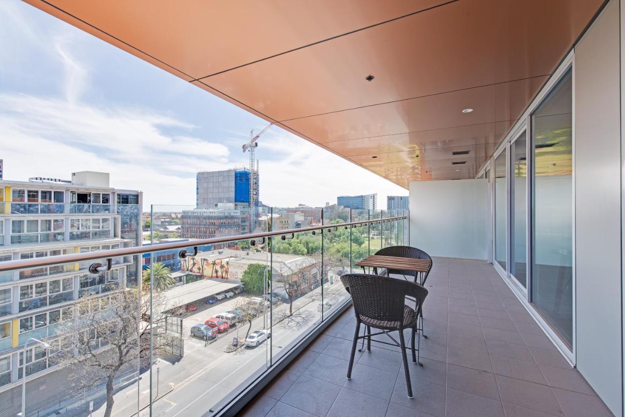Vision On Morphett Adelaide Central Exterior foto
