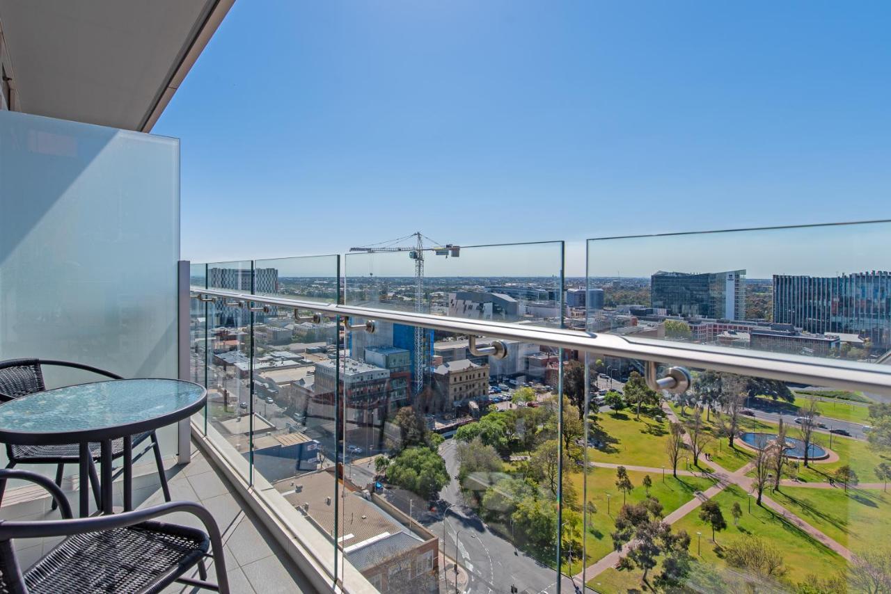 Vision On Morphett Adelaide Central Exterior foto